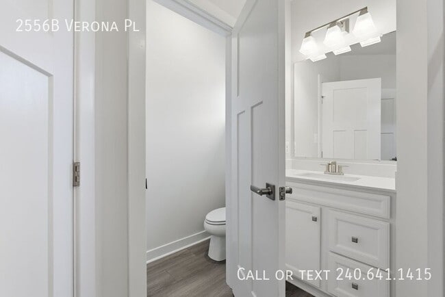 Building Photo - 2556B Verona Pl