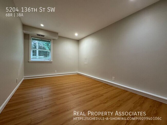 Building Photo - 5204 136th St SW