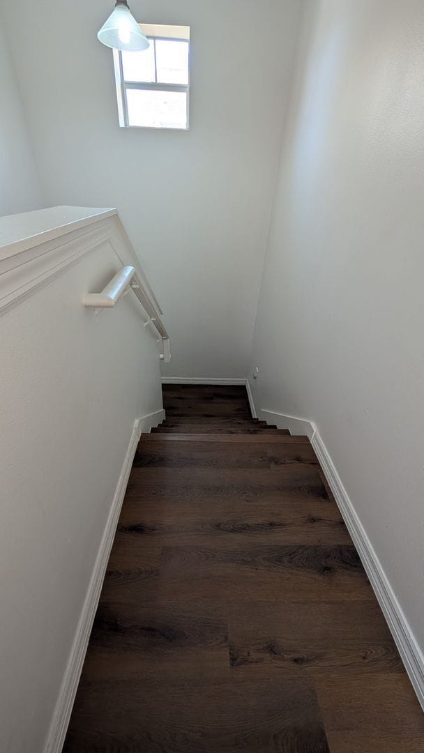 Building Photo - In the Heart of Down Town Orlando, 3 bedrooms house with lawn care service included