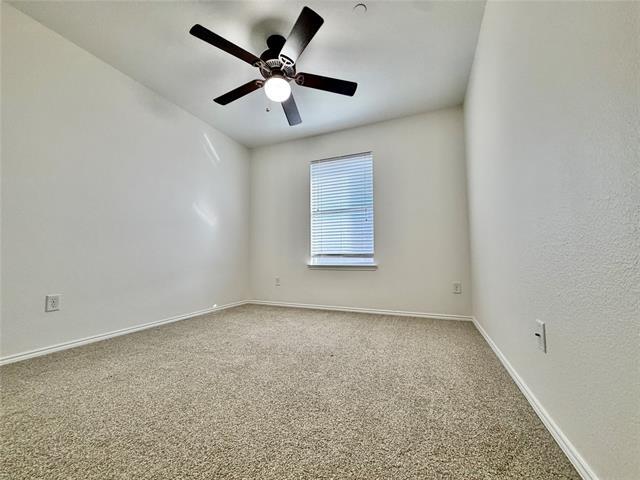 Building Photo - 6000 Lost Valley Dr