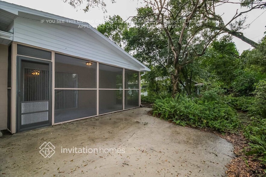 Building Photo - 630 Holland Ave