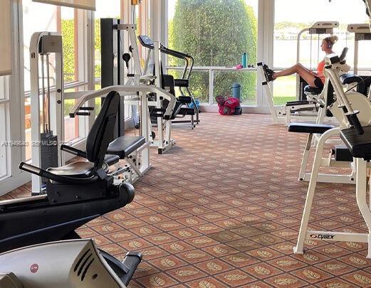 Building Photo - 316 Camden M