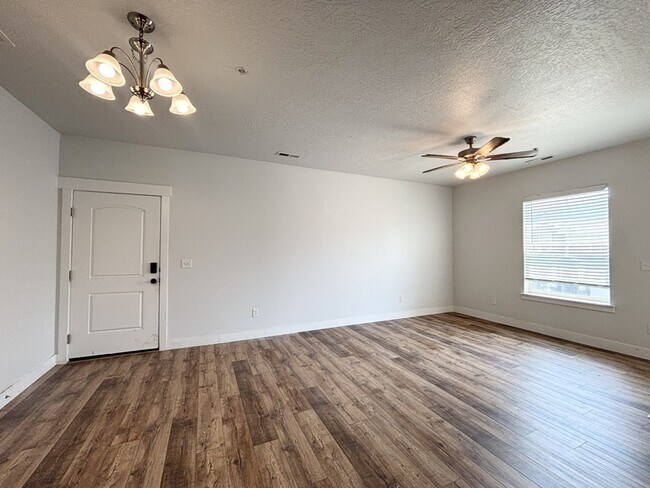Building Photo - 13049 S Cannavale Ln