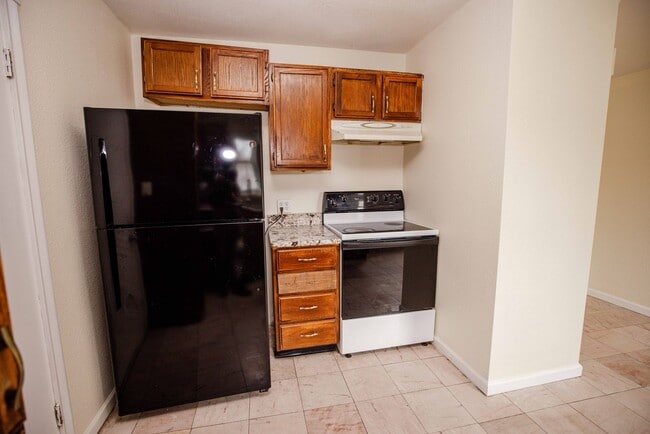 Building Photo - Beautiful Three Bedroom Home For Rent In Washington Local!