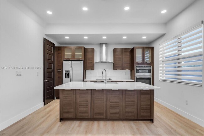 Building Photo - 16175 SW 136th Terrace