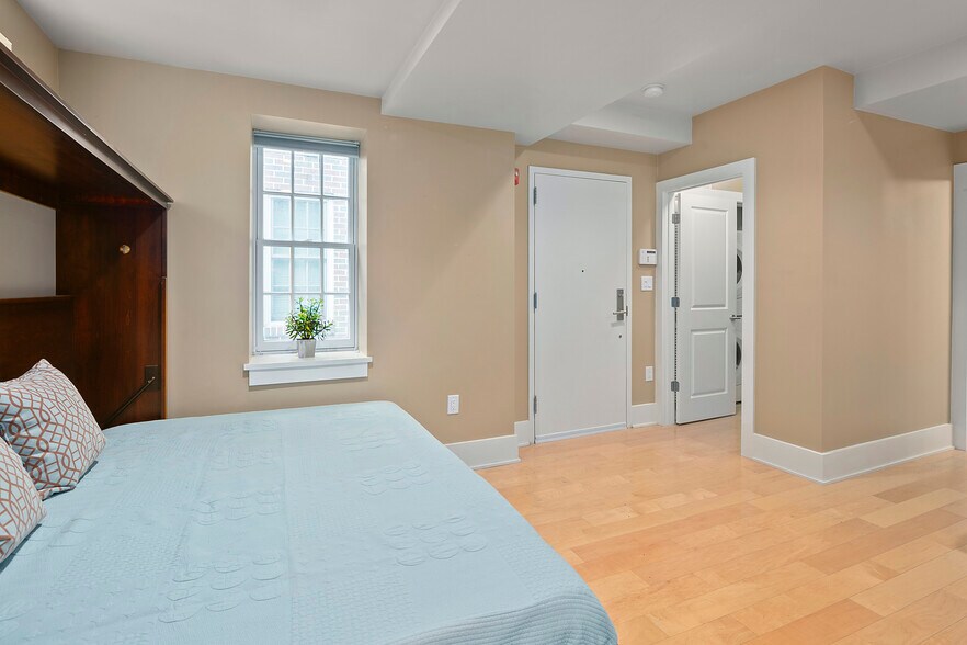 Building Photo - 2818 Connecticut Ave NW