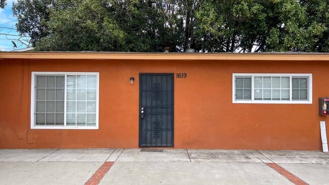 Building Photo - BV 38th Street