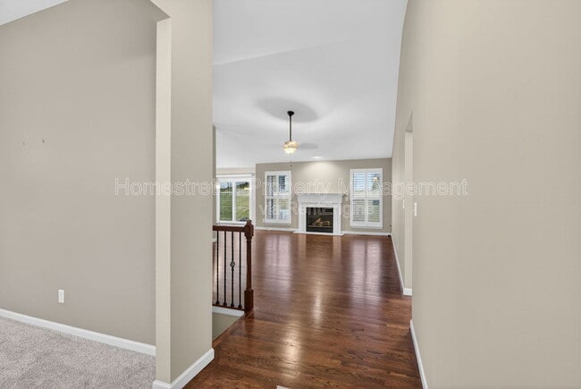 Building Photo - 1609 Valley Hill Ct