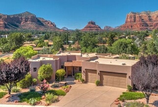 Building Photo - HOUSE - VILLAGE OF OAK CREEK - LAS PIEDRAS