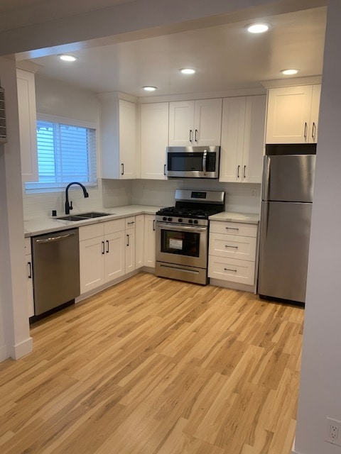 Building Photo - 10960 Palms Blvd