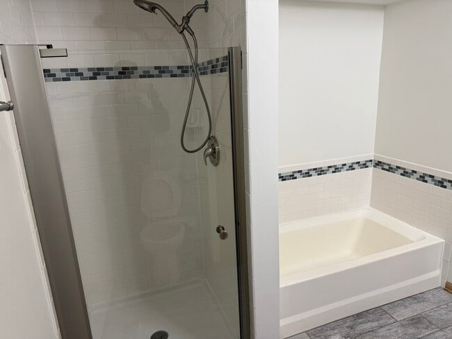 Building Photo - 8316 High Point Cir