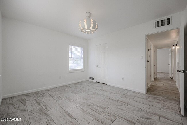 Building Photo - 2314 E Osborn Rd