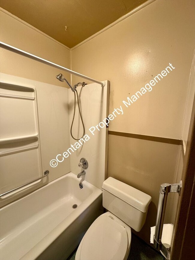 Building Photo - 2 Bedroom 1 bath in heart Butte