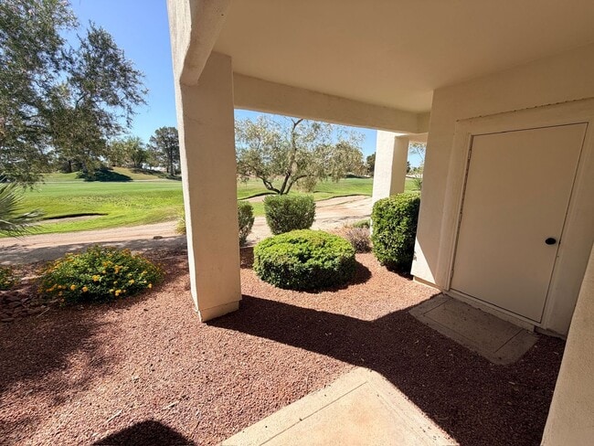 Building Photo - 1st Floor Condo in Guard Gated Painted Desert 2 bed/ 2 bath