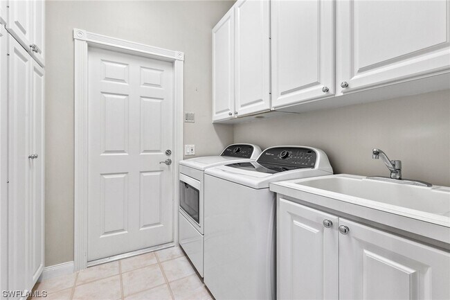 Building Photo - 3714 Guadiato Ct