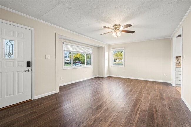 Building Photo - 2021 Pittsfield St