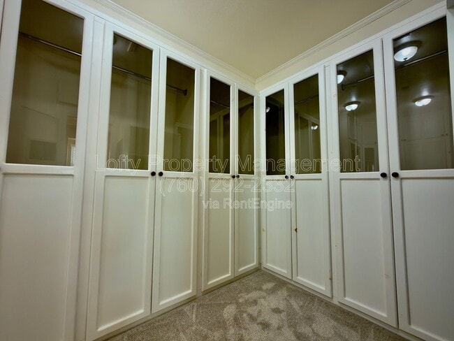 Building Photo - 13073 Dressage Ln