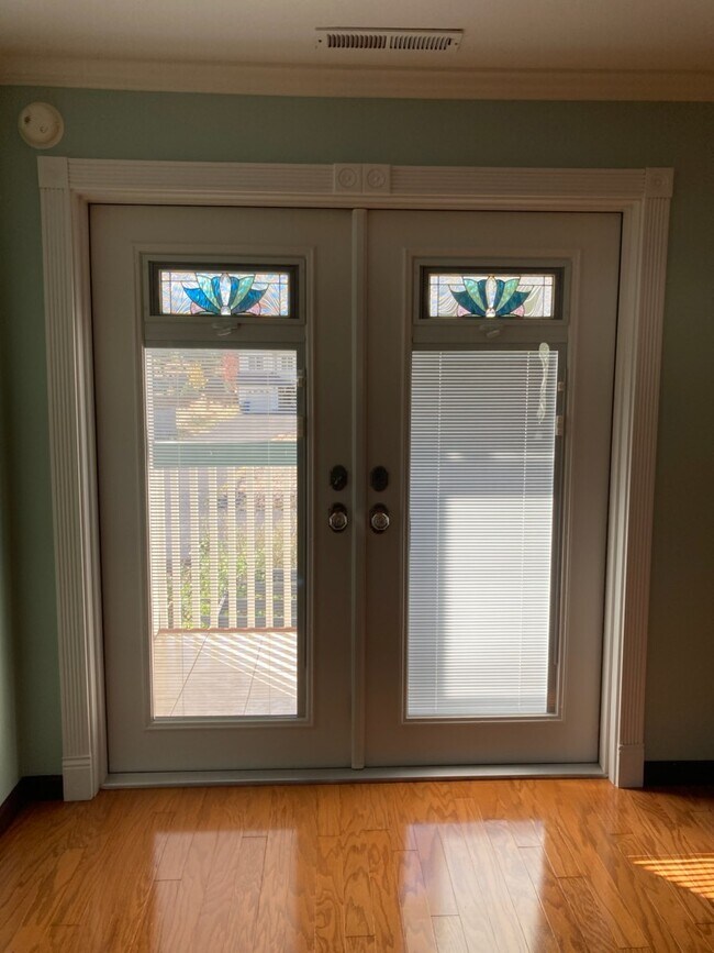 Building Photo - 70 Dion Ct