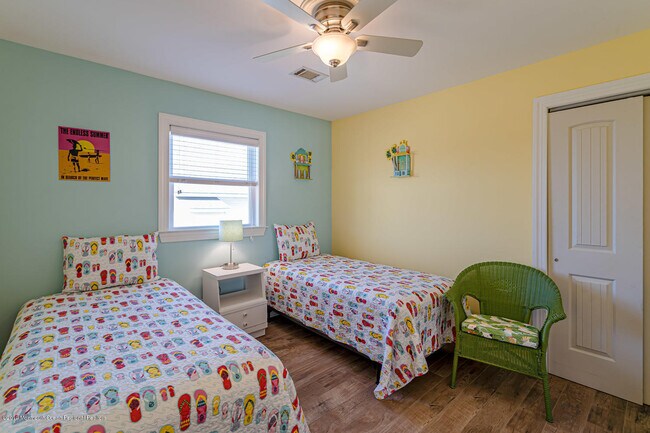 Building Photo - 2102 Oceanfront