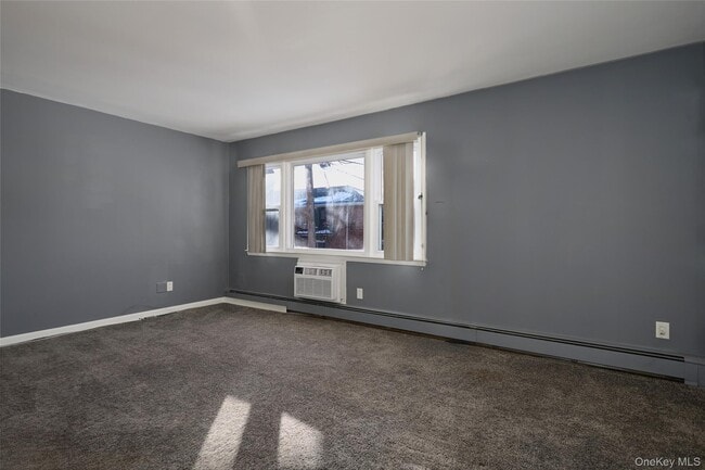 Building Photo - 1668 US-9