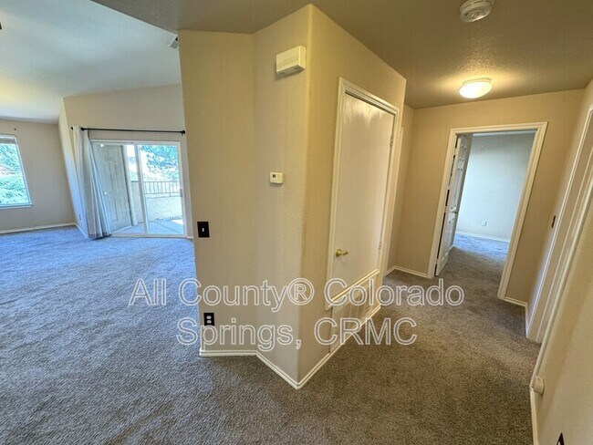 Building Photo - 3975 Rivera Grv