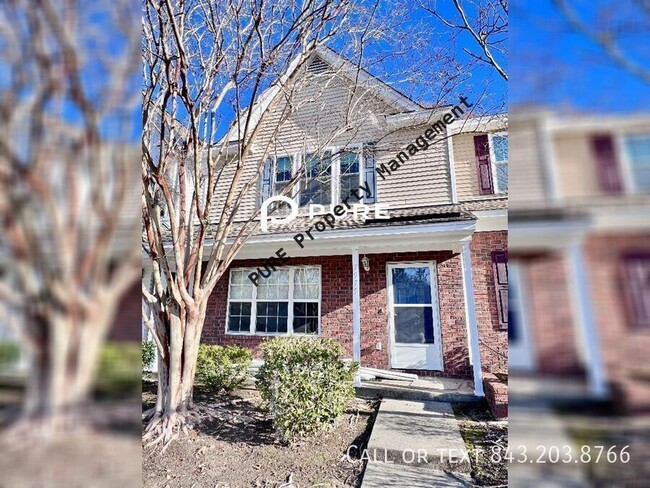 Building Photo - 7975 Shadow Oak Dr