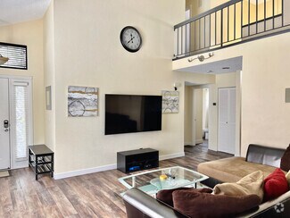 Building Photo - 3403 Ridgecrest Dr