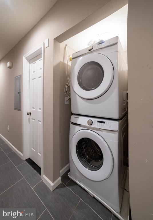 Building Photo - 1715 W Berks St