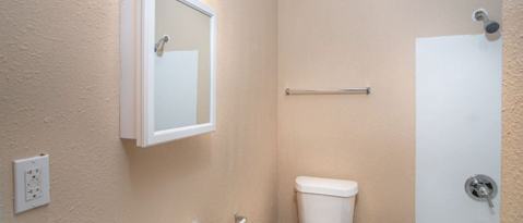 Building Photo - 639 Canton-