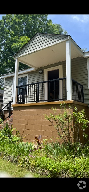 Building Photo - 261 Cowan Ct