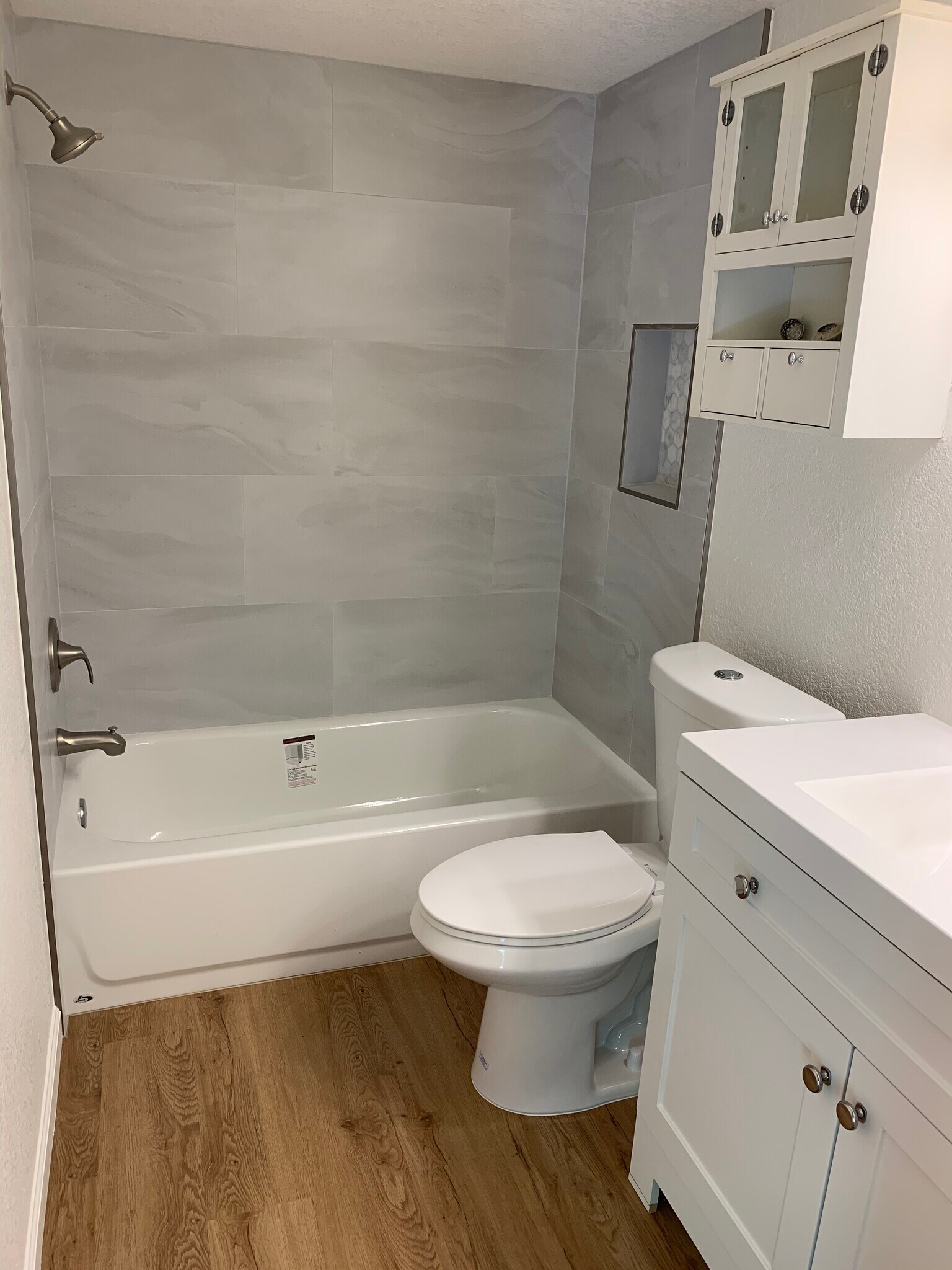 Building Photo - 31 W Pasadena Ave