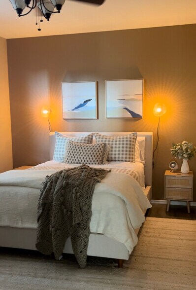 Building Photo - 12127 W Lone Tree Trl