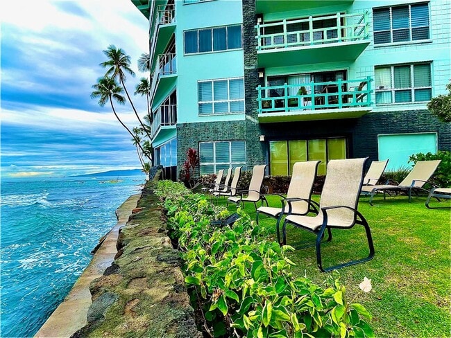 Building Photo - Diamond Head Ambassador - Available Now