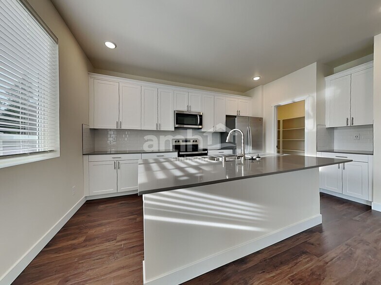 Building Photo - 7914 Verona Loop
