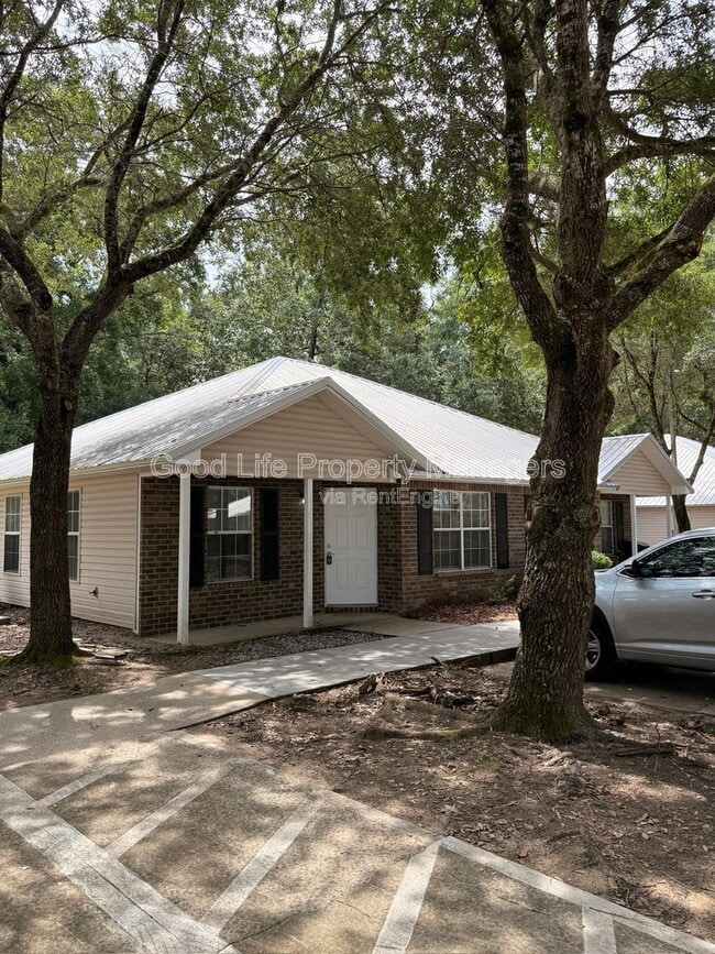 Building Photo - 9980 Bowman Ave