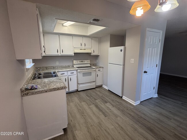 Building Photo - 109 Kapalua Dr