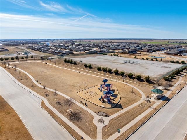 Building Photo - 303 Triple Crown Ln