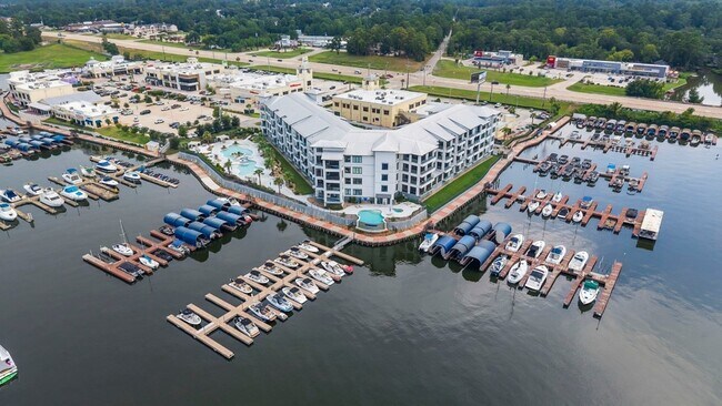 Building Photo - 15260 TX-105