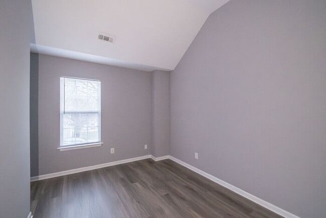 Building Photo - NEWLY RENOVATED !!!! Charming 4-Bedroom Home with Spacious Backyard!