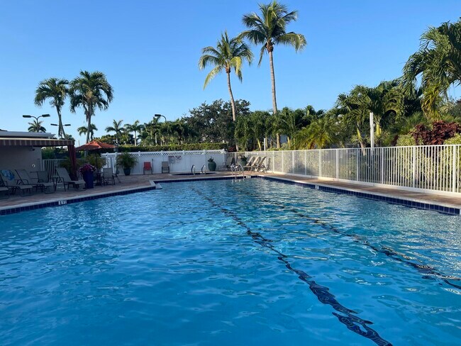 Building Photo - 7936 Laina Ln