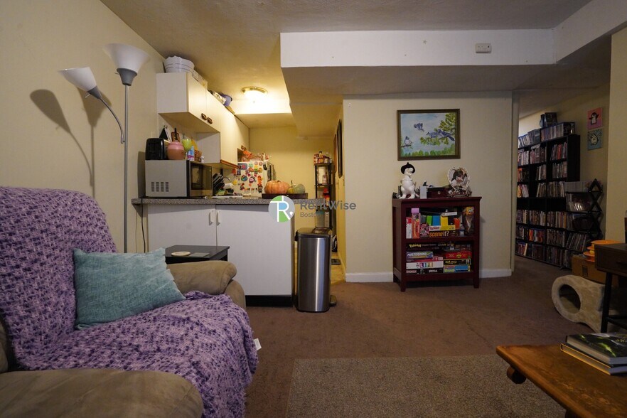 Building Photo - 1120 Commonwealth Ave