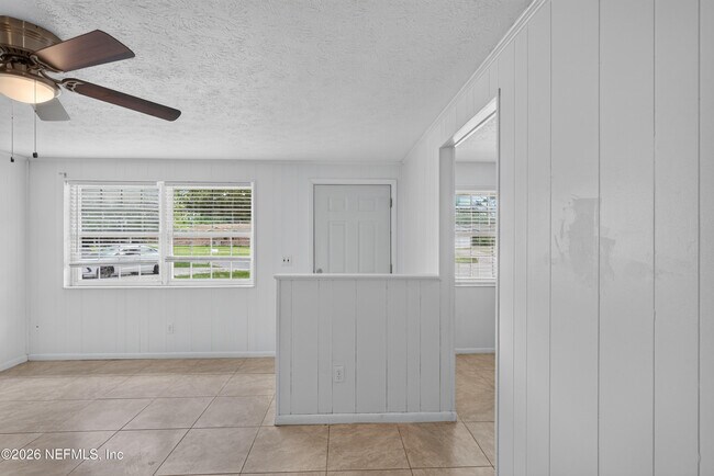 Building Photo - 9954 Larkdale Ct