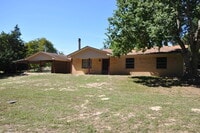 Building Photo - COMING SOON! 3 Bedroom 1.5 Bath Rental in ...