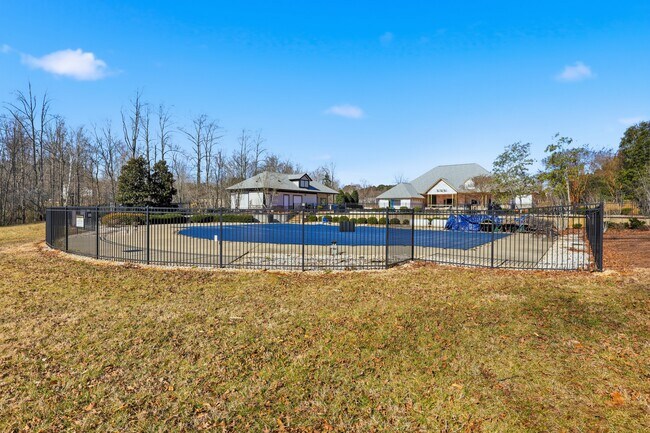 Building Photo - 4008 La Crema Dr