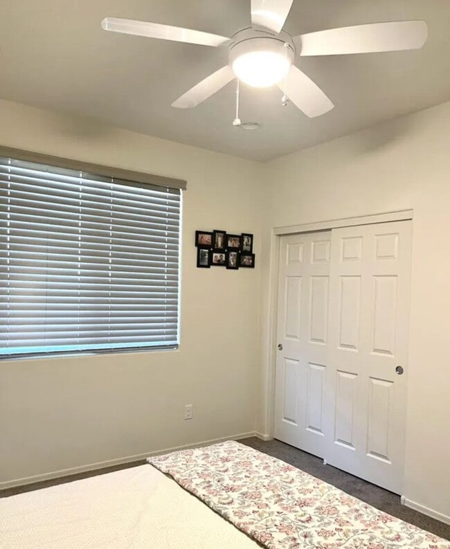 Building Photo - 2022 Built Single-Level 4Bedrooms/3Baths Stunning Home!!