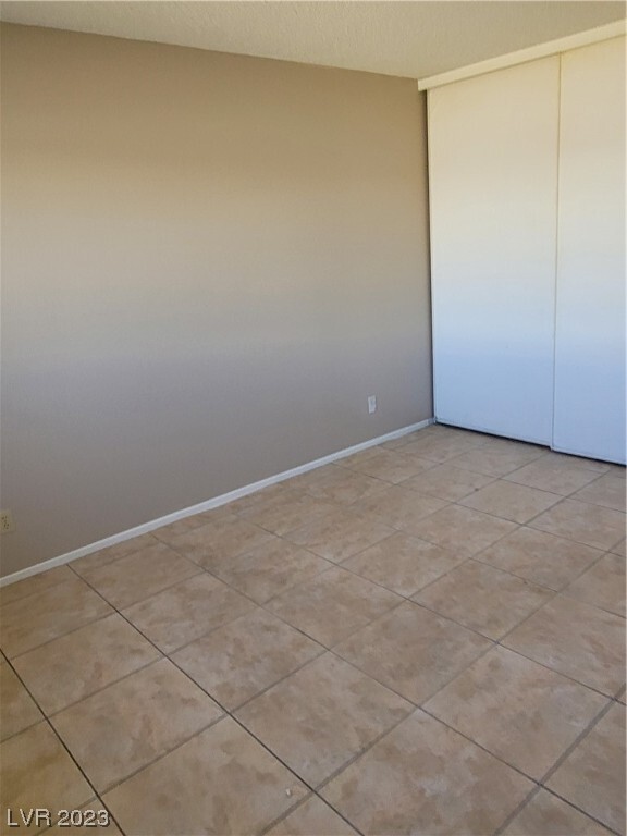 Building Photo - 1111 Arapaho Way