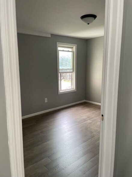 Building Photo - 1616 Rugby Rd