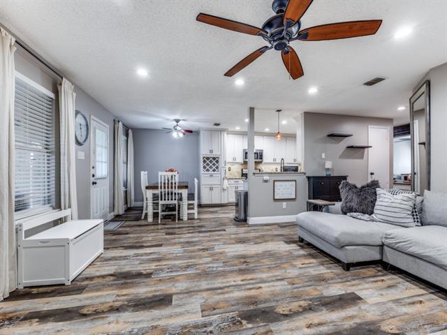 Building Photo - 1454 Lochspring Dr