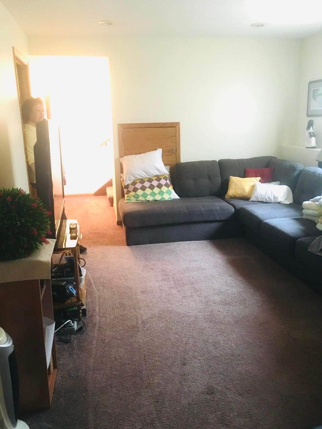 Family Room - 9092 Goldenrod Ln N