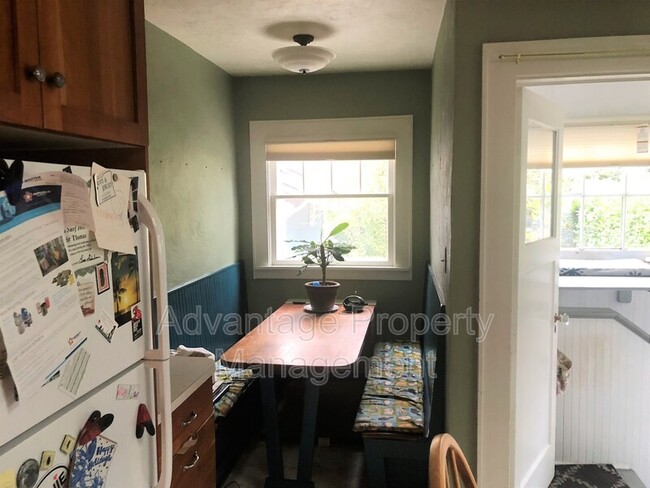 Building Photo - 436 NW 8th St